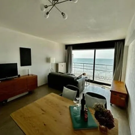아파트 Beautiful Seaview For 4 *